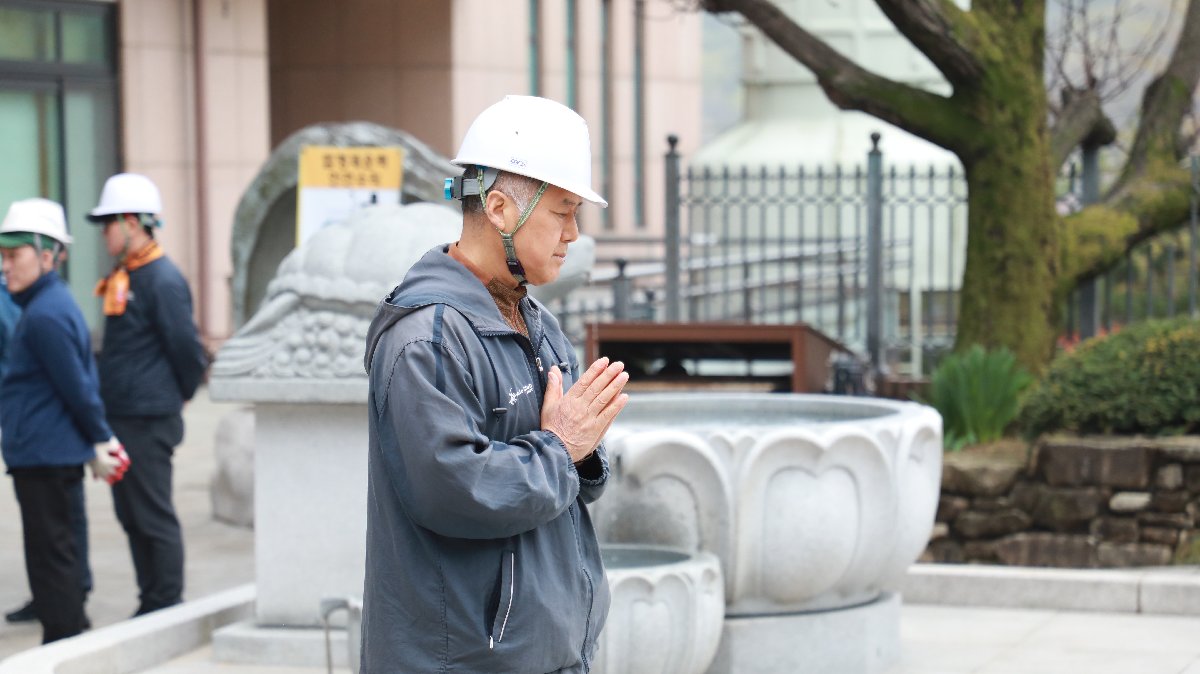 연등지지대설치부터 연등설치까지 (3).JPG