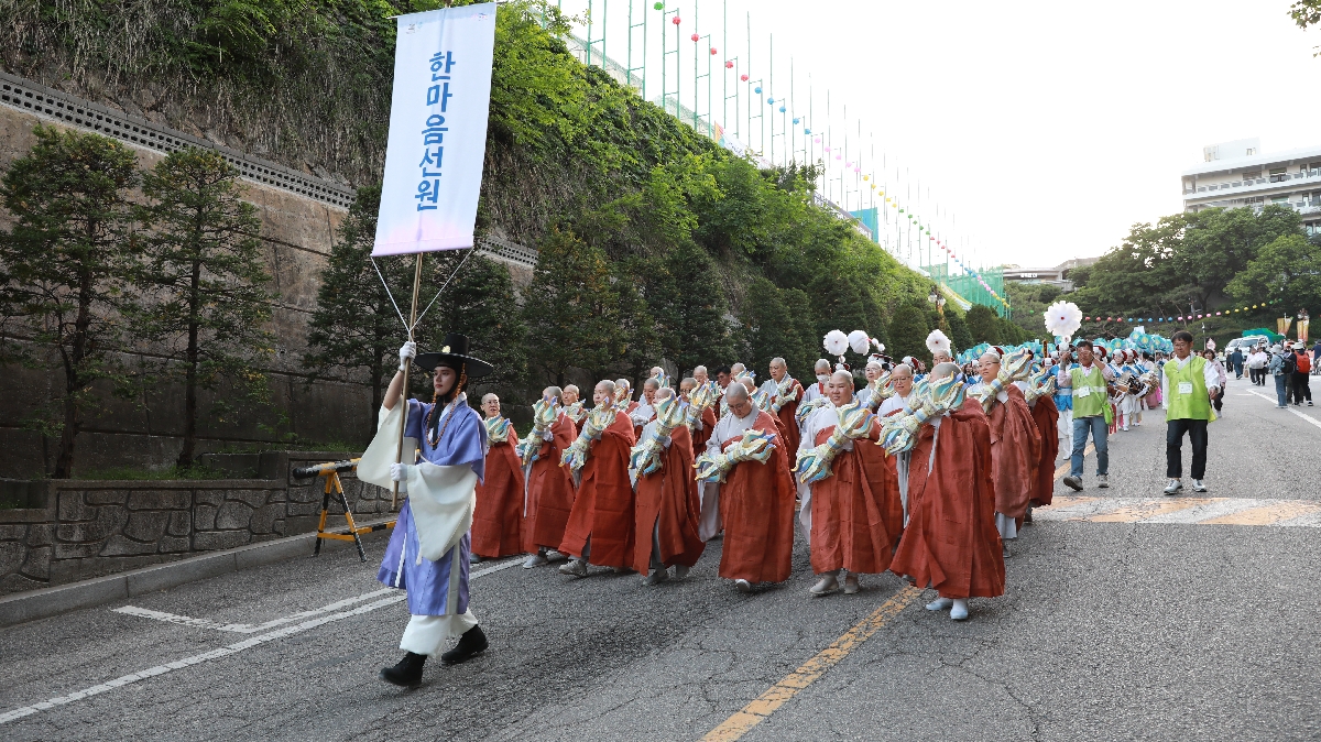 제등행렬 토요일 (34).JPG