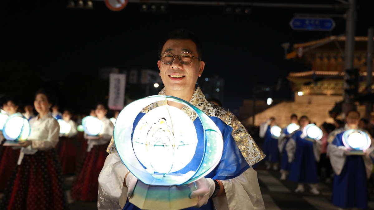 제등행렬 토요일 (79).JPG